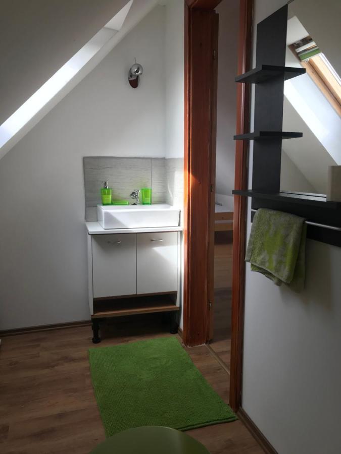 Siposreti Apartmanhaz Szentgyorgyvar Exterior photo