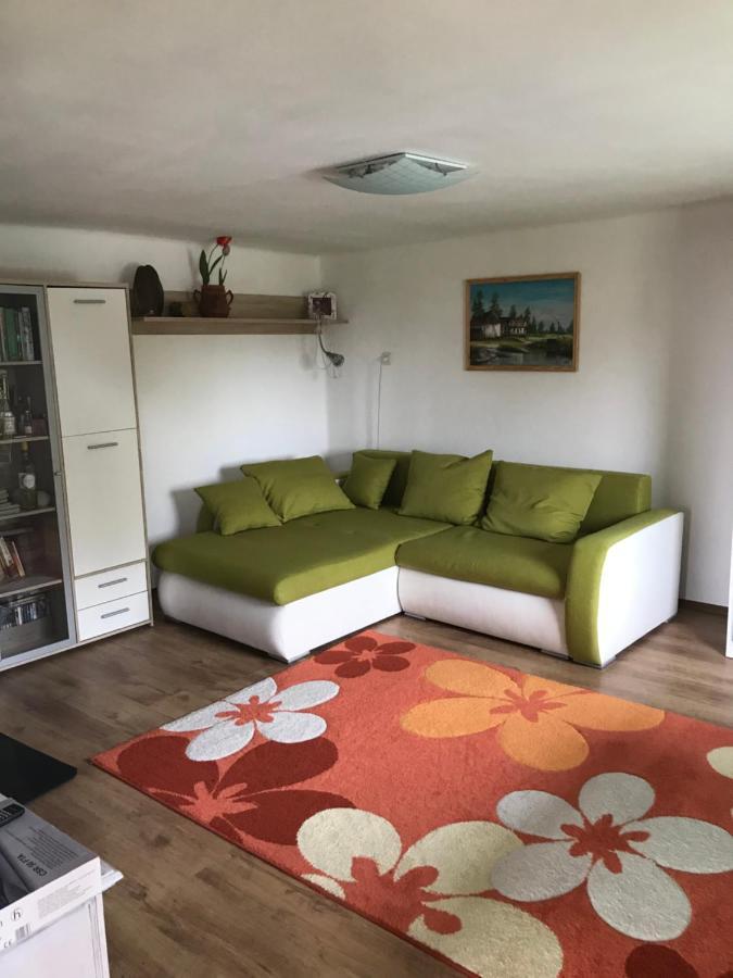 Siposreti Apartmanhaz Szentgyorgyvar Exterior photo